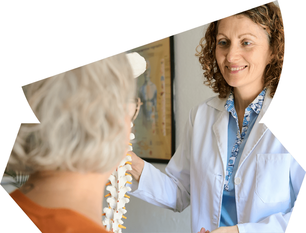 Médecin traitant avec son patient